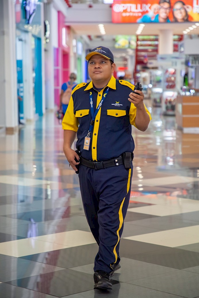 Agente de ASUSA en recorrido